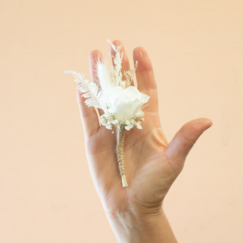 Boutonnière | Ariana